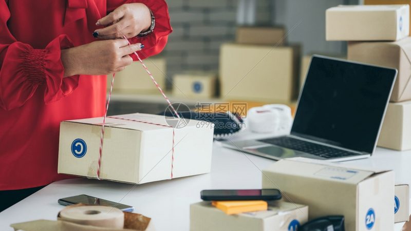Shopee代运营代理的收费标准通常包括以下几个方面：